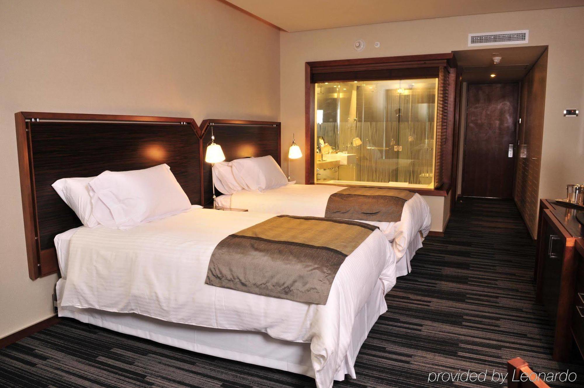 Hotel Dreams Del Estrecho Punta Arenas Room photo